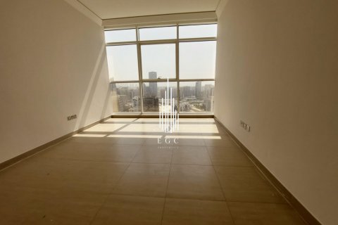 Apartment de 4 dormitorios en Corniche Road, UAE No. 22907 5