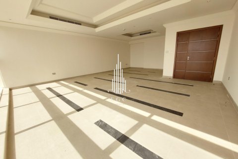 Apartment de 4 dormitorios en Corniche Road, UAE No. 22907 9