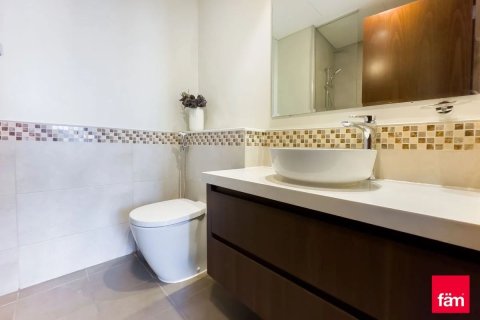 2 bedrooms Apartment in Business Bay, UAE No. 215713 17
