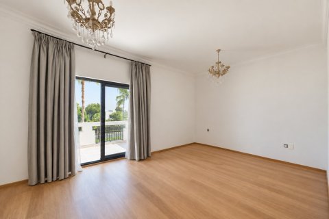 Вилла с 4 спальнями в Jumeirah Islands, ОАЭ №225570 20
