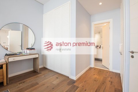 2 bedrooms Apartment in Palm Jumeirah, UAE No. 208016 22