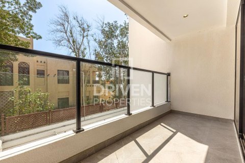 Villa de 4 dormitorios en Umm Suqeim, UAE No. 223194 14