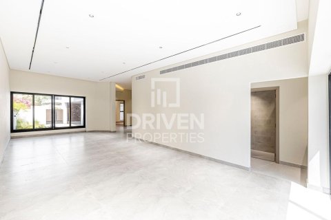 Villa de 4 dormitorios en Umm Suqeim, UAE No. 223194 4