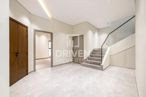 Villa de 4 dormitorios en Umm Suqeim, UAE No. 223194 8