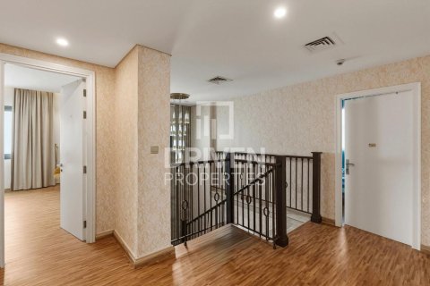 Villa de 3 chambres à Mirdif, UAE No. 202220 17