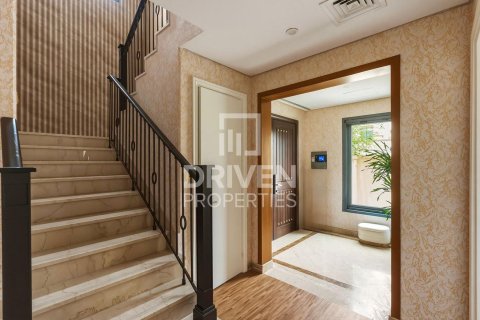 Villa de 3 chambres à Mirdif, UAE No. 202220 9