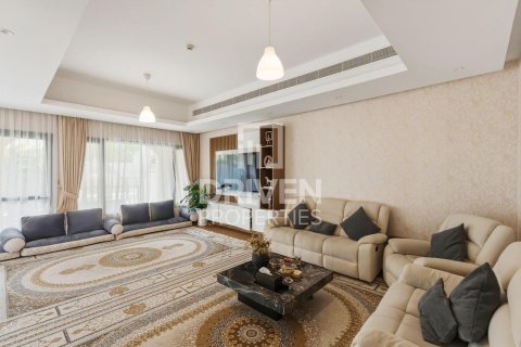 Villa de 3 chambres à Mirdif, UAE No. 202220 4