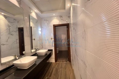 Villa de 5 dormitorios en Umm Suqeim, UAE No. 55257 4