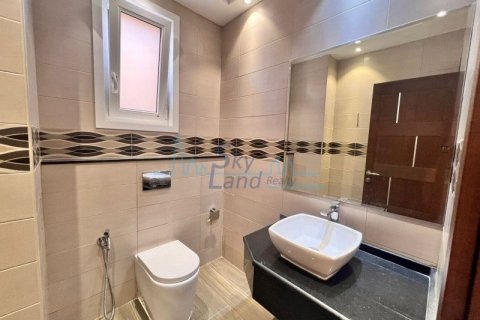 Villa de 5 dormitorios en Umm Suqeim, UAE No. 55257 10