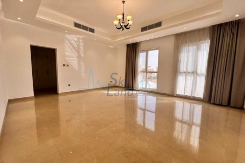 Villa de 5 dormitorios en Umm Suqeim, UAE No. 55257 21
