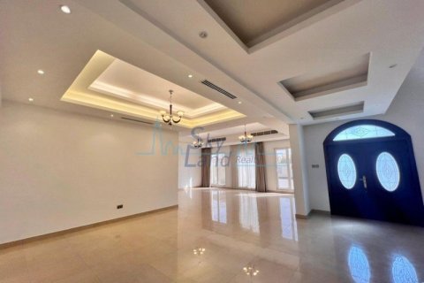 Villa de 5 dormitorios en Umm Suqeim, UAE No. 55257 20