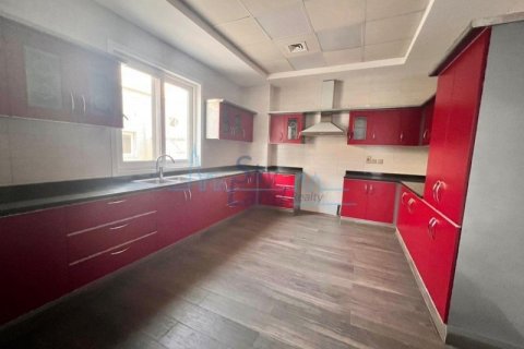 Villa de 5 dormitorios en Umm Suqeim, UAE No. 55257 16