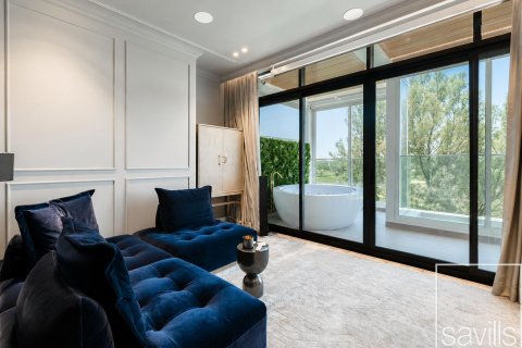 Вилла с 4 спальнями в Jumeirah Luxury, ОАЭ №220385 4
