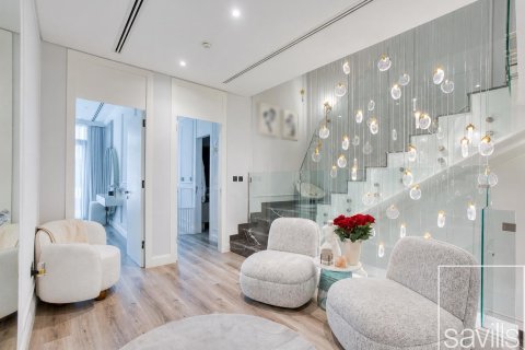 Вилла с 4 спальнями в Jumeirah Luxury, ОАЭ №220385 10