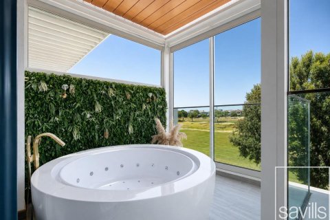 Вилла с 4 спальнями в Jumeirah Luxury, ОАЭ №220385 3