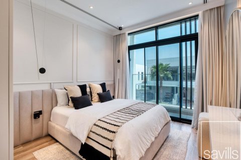 Вилла с 4 спальнями в Jumeirah Luxury, ОАЭ №220385 7