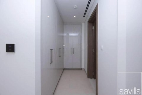5 bedrooms Villa in Dubai, UAE No. 211027 22