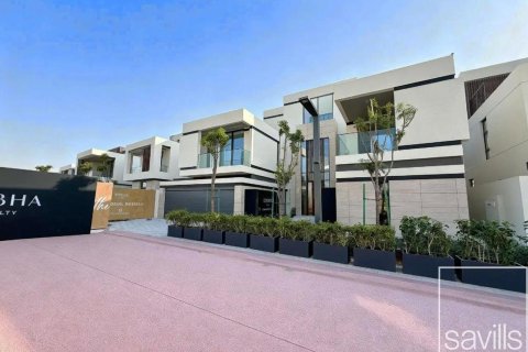 5 bedrooms Villa in Dubai, UAE No. 211027 11