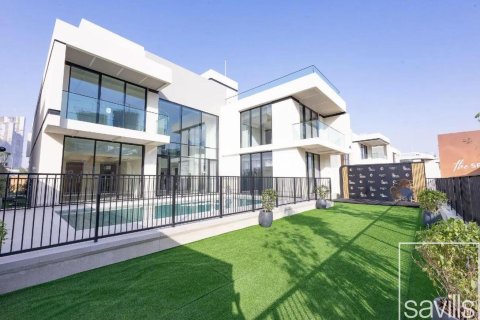 5 bedrooms Villa in Dubai, UAE No. 211027