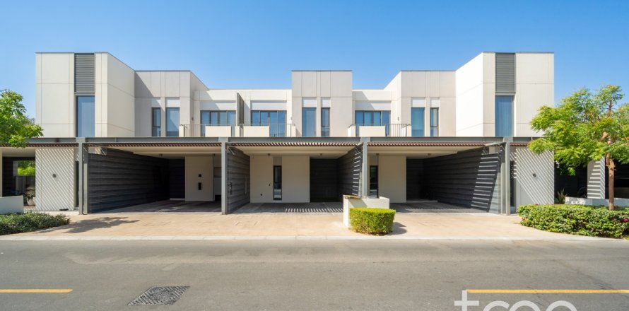 3 bedrooms Townhouse in Joy, UAE No. 220925
