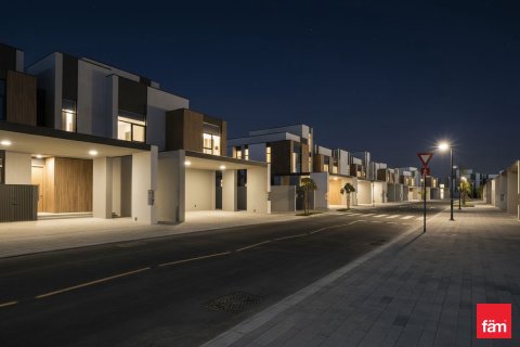 3 bedrooms Villa in Dubai, UAE No. 158175 11