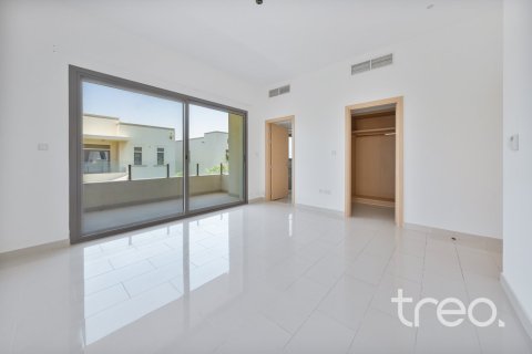4 bedrooms Villa in Azalea, UAE No. 220798 10