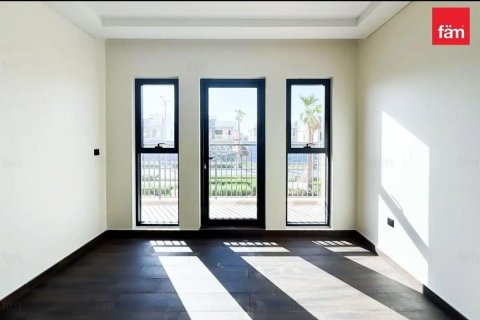 4 bedrooms Villa in Dubai, UAE No. 216259 4