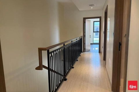 4 bedrooms Villa in Dubai, UAE No. 216259 7