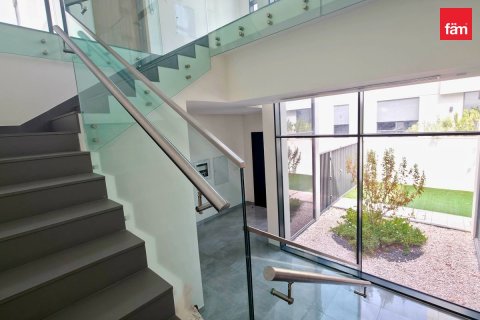 4 bedrooms Villa in Al Furjan, UAE No. 199492 9