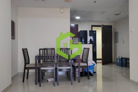 2 bedrooms Apartment in Jumeirah Village Circle, UAE No. 72631 8