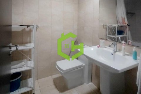 2 bedrooms Apartment in Jumeirah Village Circle, UAE No. 72631 12