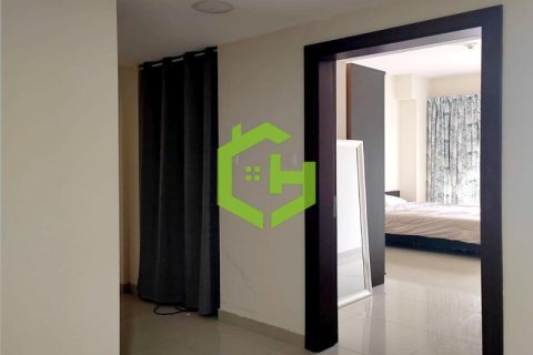 2 bedrooms Apartment in Jumeirah Village Circle, UAE No. 72631 6