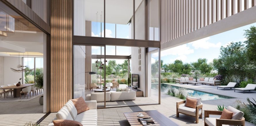 5 bedrooms Villa in Dubai, UAE No. 215971
