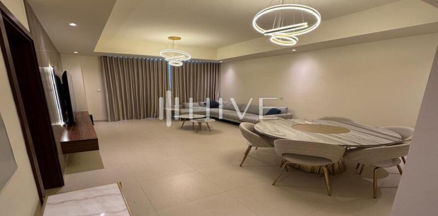 4 bedrooms Villa in District 11, UAE No. 55633