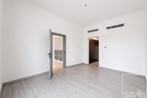 Villa de 4 dormitorios en Jumeirah Islands, UAE No. 205981 13