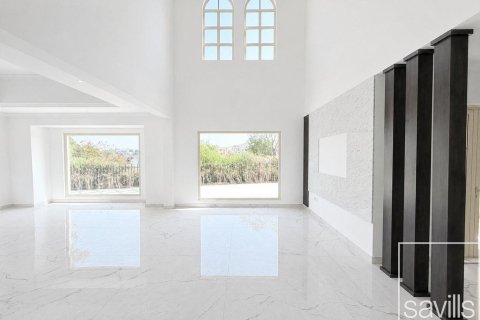 Villa de 4 dormitorios en Jumeirah Islands, UAE No. 205981 5
