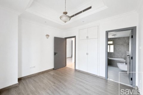 Villa de 4 dormitorios en Jumeirah Islands, UAE No. 205981 8