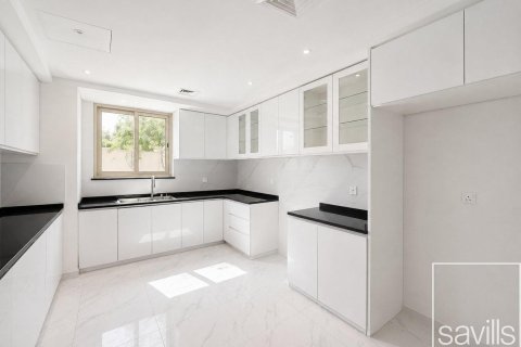 Villa de 4 dormitorios en Jumeirah Islands, UAE No. 205981 7