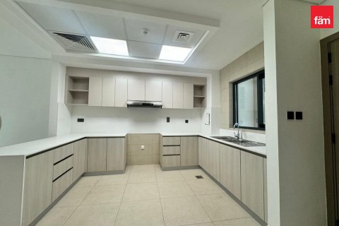 4 bedrooms Townhouse in Dubai, UAE No. 219048 8