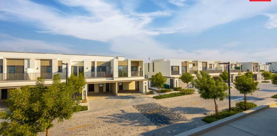 Villa de 3 dormitorios en Tilal Al Ghaf, UAE No. 205146