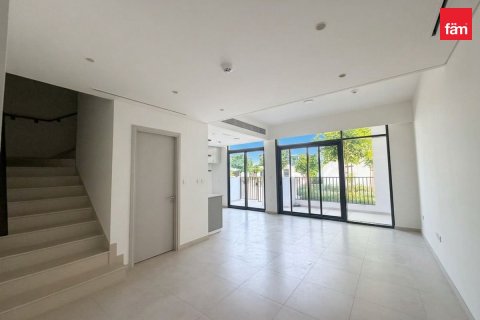 Villa de 3 dormitorios en Dubai, UAE No. 223769 3