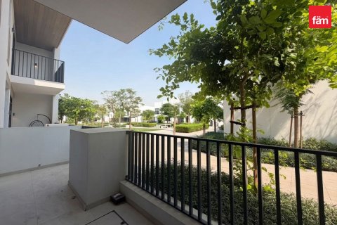 Villa de 3 dormitorios en Dubai, UAE No. 223769 8