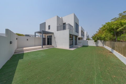 Townhouse de 4 dormitorios en Maple 3, UAE No. 215260