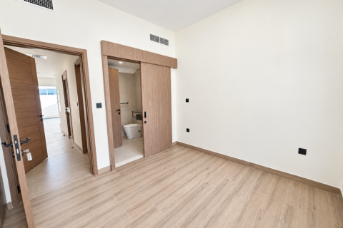 Townhouse de 4 chambres à Golf City, UAE No. 224624 5