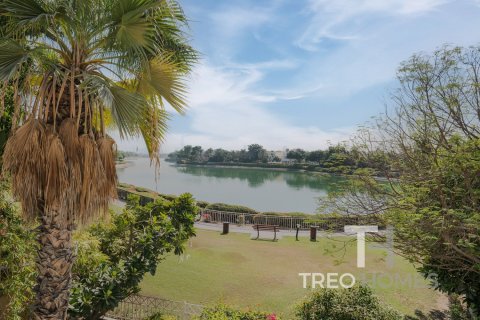 Villa de 6 chambres à Meadows, UAE No. 222509