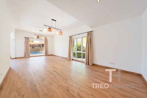 Villa de 6 chambres à Meadows, UAE No. 222509 9