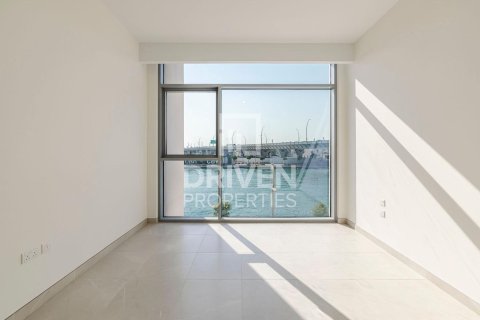 2 bedrooms Apartment in Al Wasl, UAE No. 211318