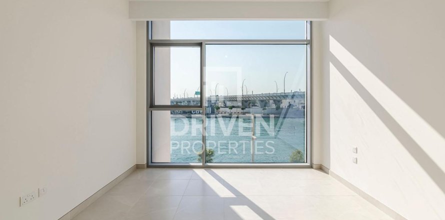 2 bedrooms Apartment in Al Wasl, UAE No. 211318