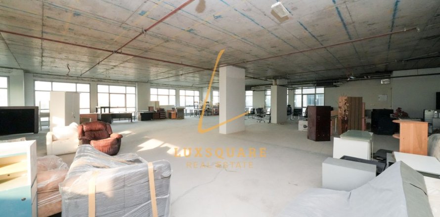 Office de 368m² à Dubai Investment Park, UAE No. 222031