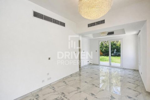 3 غرف نوم تاون هاوس في Springs 15, الإمارات العربية المتحدة رقم 215186 4